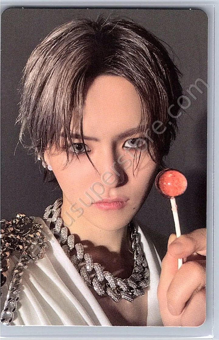 TREASURE - Yoshi - REBOOT album photocard version 2