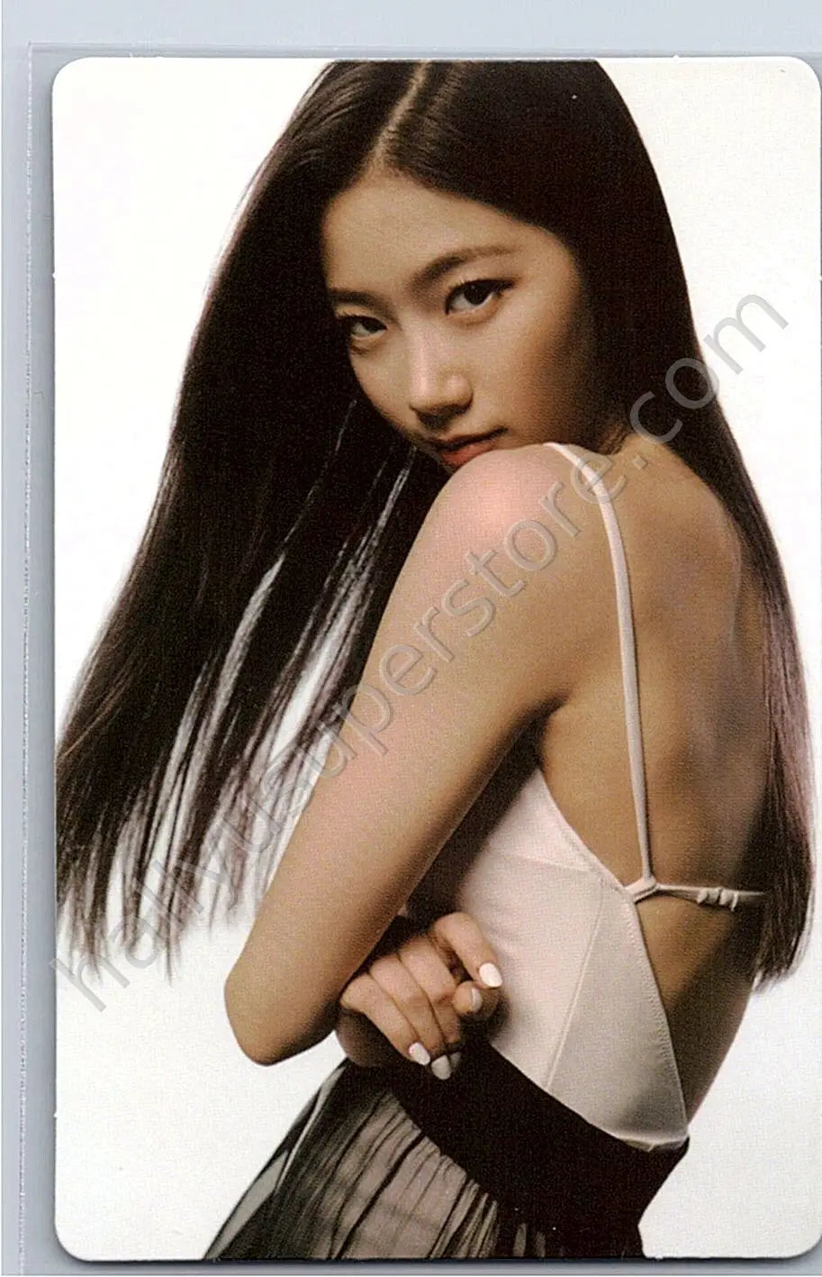 LE SSERAFIM - Kazuha -  FEARLESS Album album photocard monochrome bouquet version front side double-sided