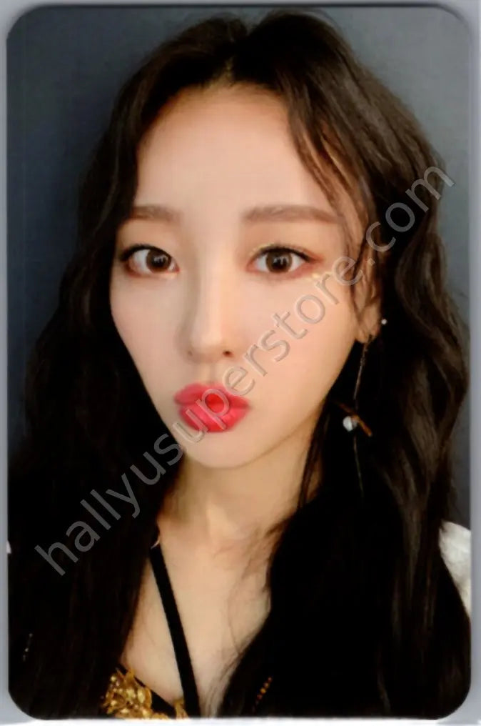 LOONA - Yves - [&amp;]