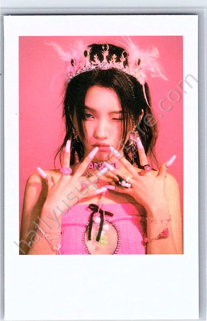 i-dle - Soyeon - I Feel album photocard polaroid queen version