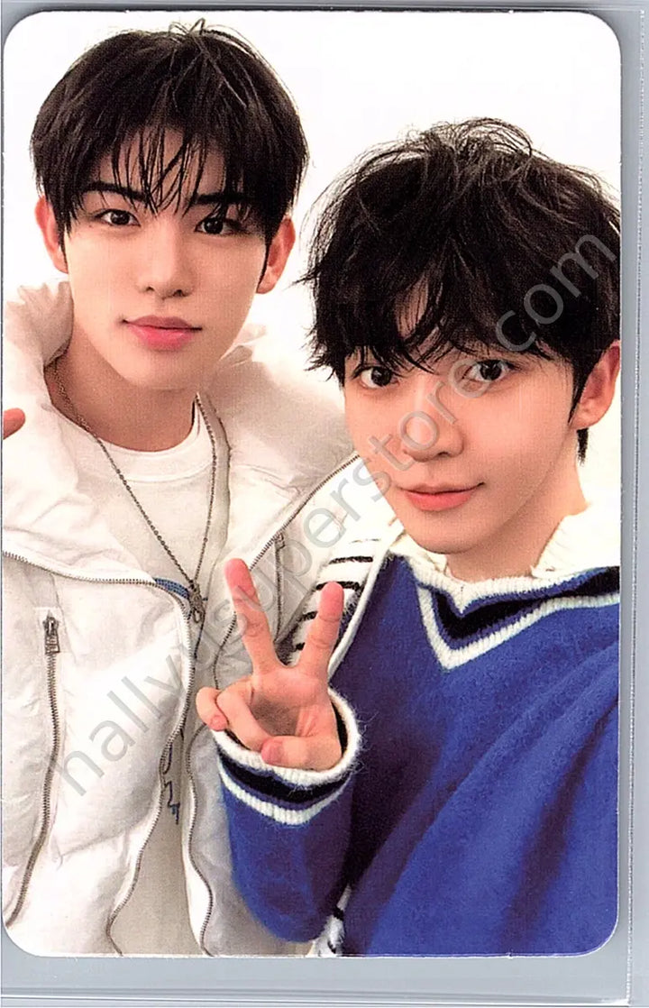 KickFlip - Unit - KickFlip - Donghyeon - From KickFlip to WeFlip, 1st Fan Concert Event photocard set merch photocard