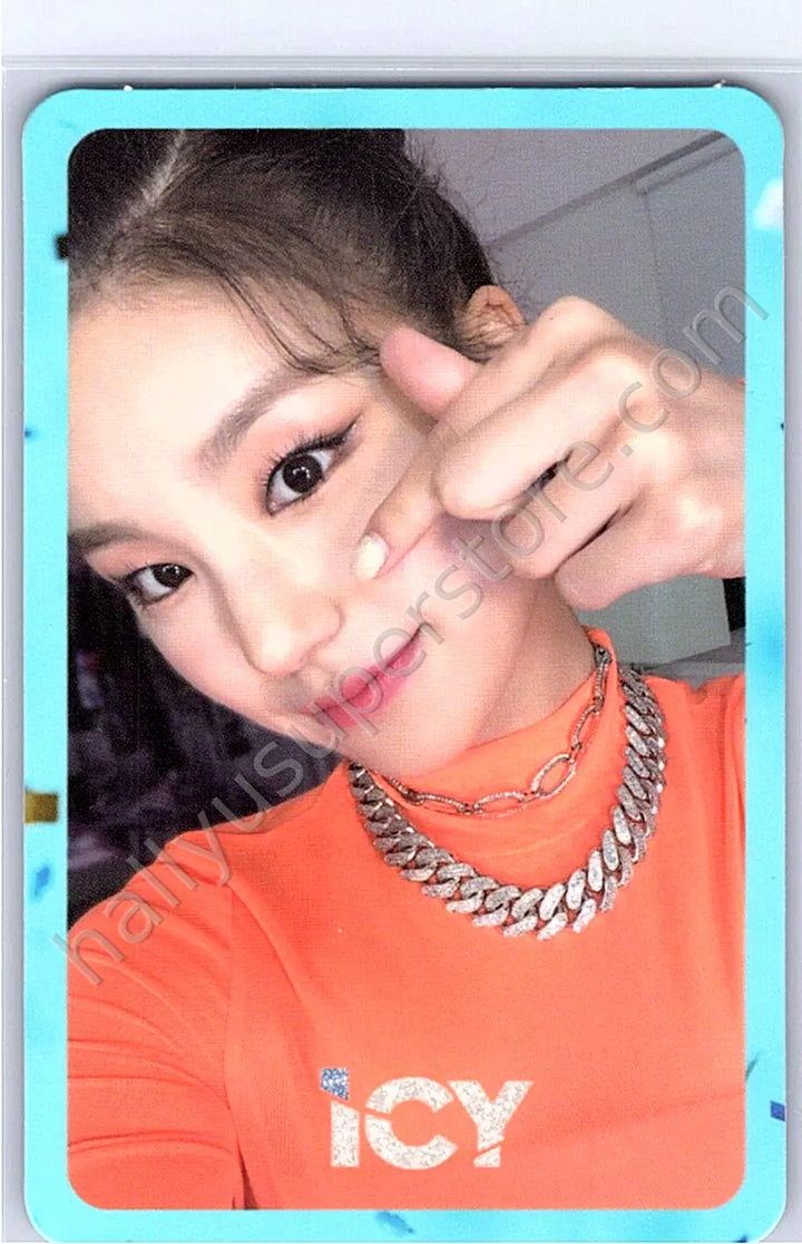 ITZY - Yeji - IT’z ICY album photocard