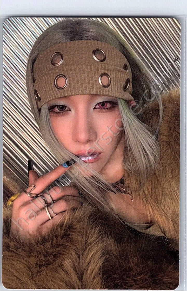 XLOV - Rui - UXLXVE album photocard N version