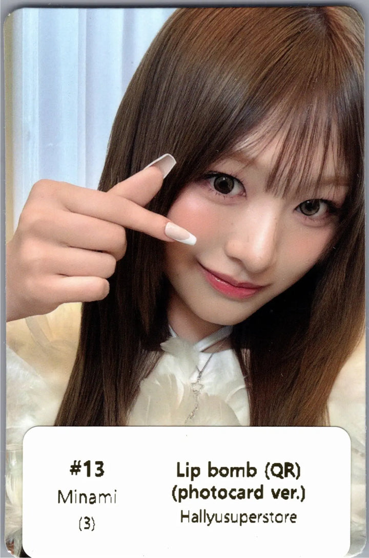 RESCENE "Lip bomb" - Official Photocard (QR)(Photocard Ver.) [26.07.24]