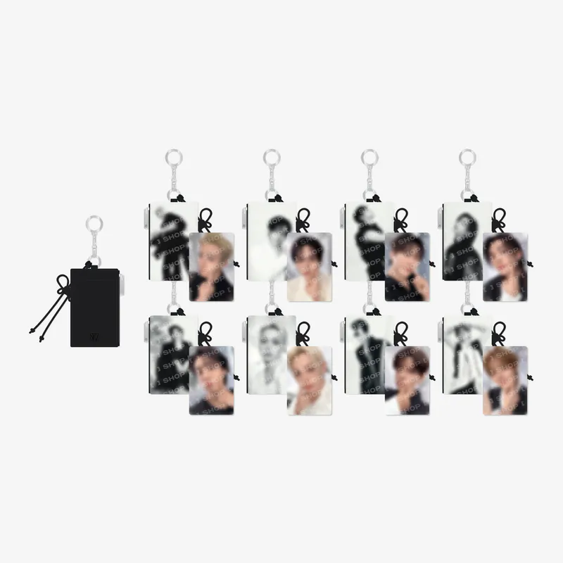 [Pre-Order] Stray Kids - World Tour [RUN IT] Official MD (CARD HOLDER KEYRING)
