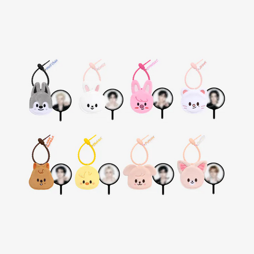 [Pre-Order] Stray Kids - World Tour [RUN IT] Official MD (SKZOO PLUSH MINI PICKET KEYRING)