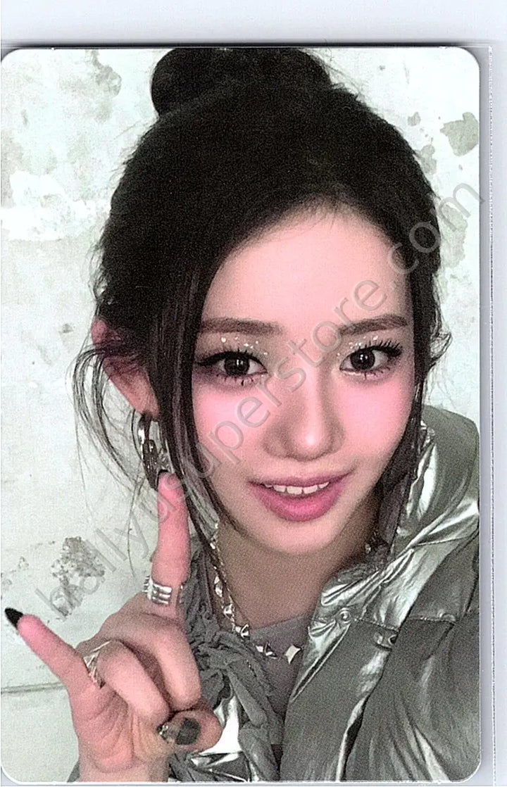 BABYMONSTER - Rora - BABYMONSTER - Rora - DRIP Album binder ver selfie version