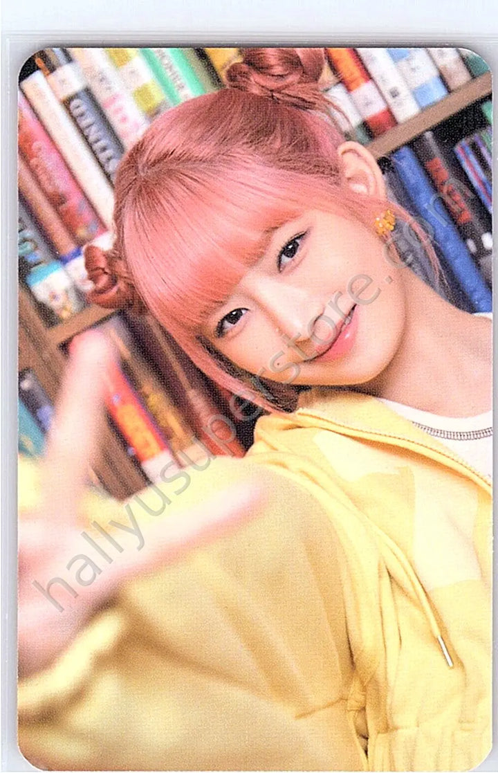 IVE - Rei - IVE x Kwang Dong Corn Silk Tea Other brand collaboration