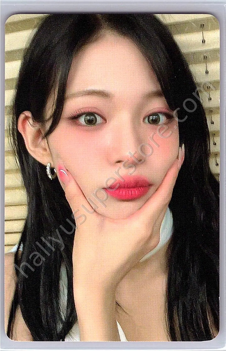 fromis_9 - Chaeyoung - Unlock My World fansign withmuu