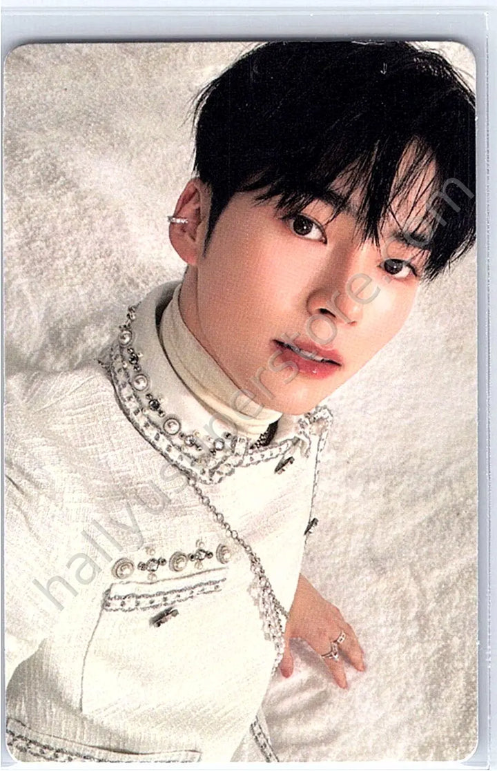 ZEROBASEONE - Hanbin - Melting Point album photocard B version fairytale version
