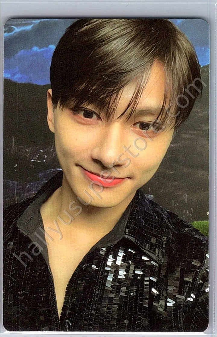 SEVENTEEN - Jun - Face the Sun album photocard carat version