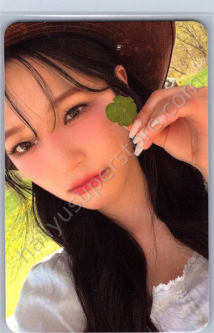 fromis_9 - Jiheon - 2024 PHOTOBOOK <FROM SUMMER>