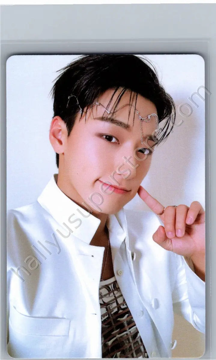 ATEEZ - HALLYUSUPERSTORE – Page 2