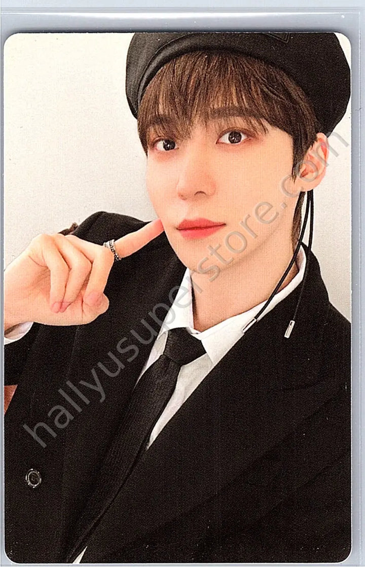 ATEEZ - Yunho - GOLDEN HOUR : Part.1