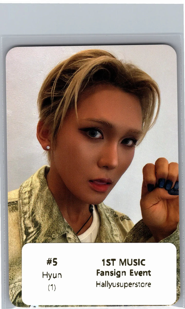 XLOV "I,God"- 1st Music Fansign Event Photocard R2 [26.07.06]