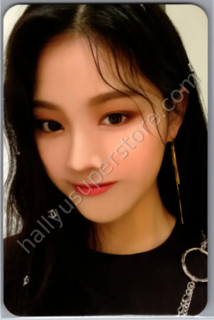 LOONA - HyunJin - [&amp;]