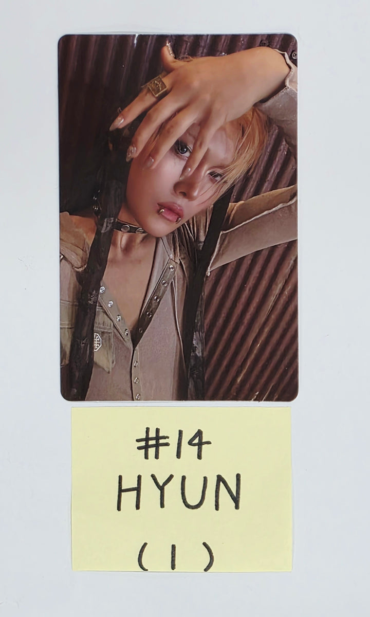 XLOV "UXLXVE" - Official Photocard [25.11.14]