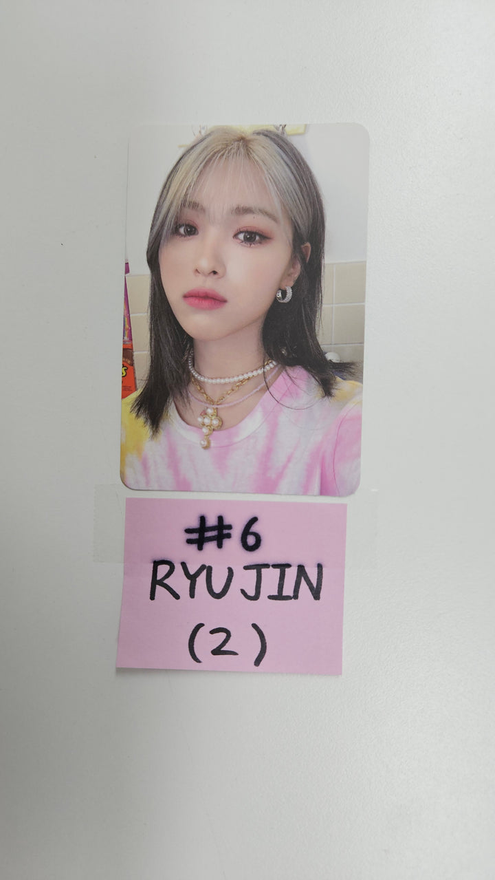 ITZY 'CRAZY IN LOVE' - Official Photocard [Yeji, Lia, RJ Updated 11/19]