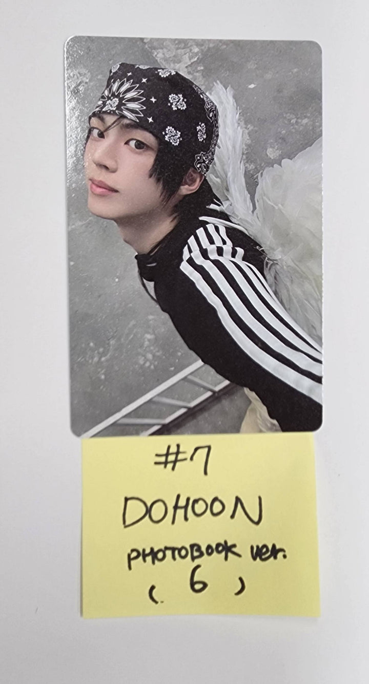 TWS "Play Hard" - Official Photocard [Photobook Ver.] [25.10.14]