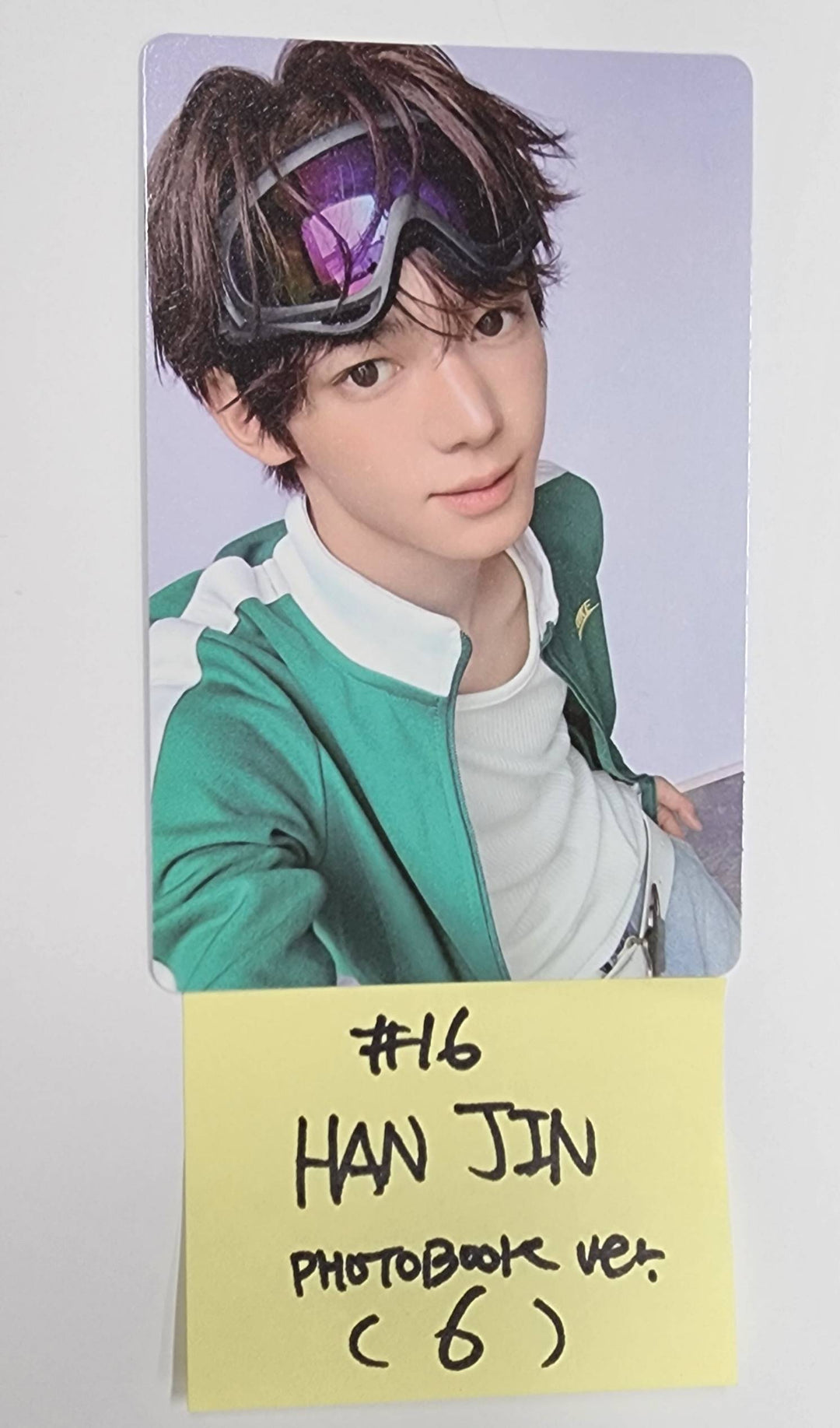 TWS "Play Hard" - Official Photocard [Photobook Ver.] [25.10.14]