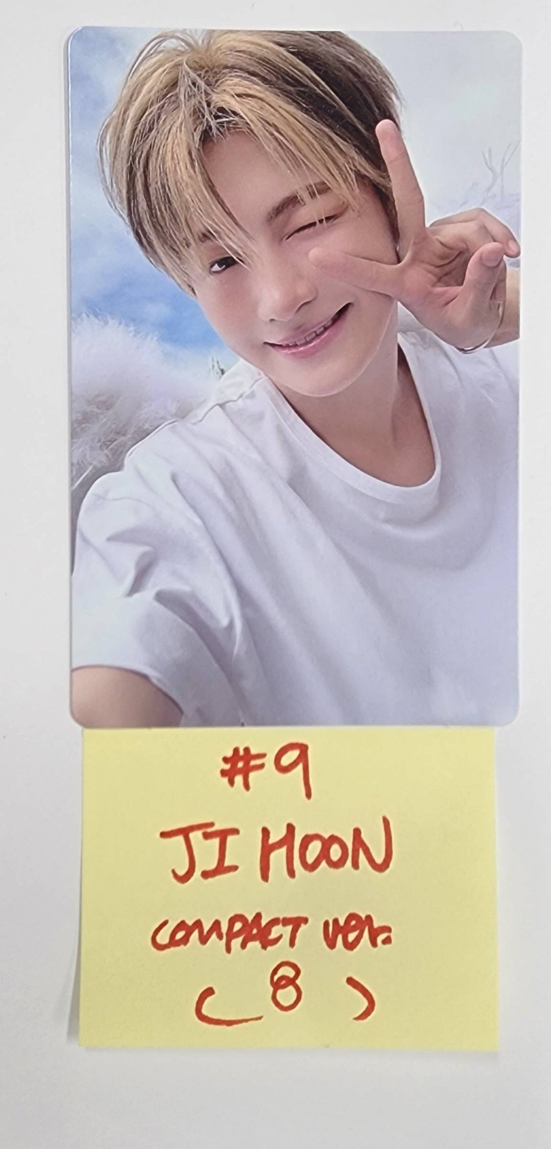 TWS "Play Hard" - Official Photocard [Compact Ver.] [25.10.14]