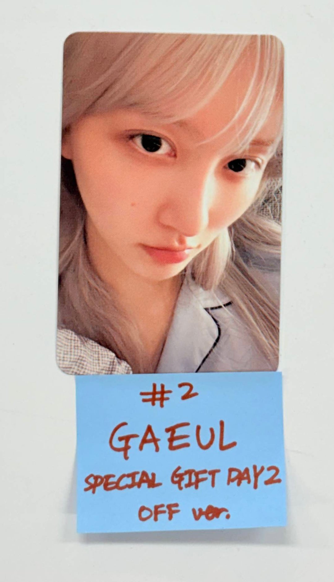 IVE "SHOW WHAT I AM" WORLD TOUR - DIVE ZONE Event Photocard [OFF Ver.] [25.11.07]