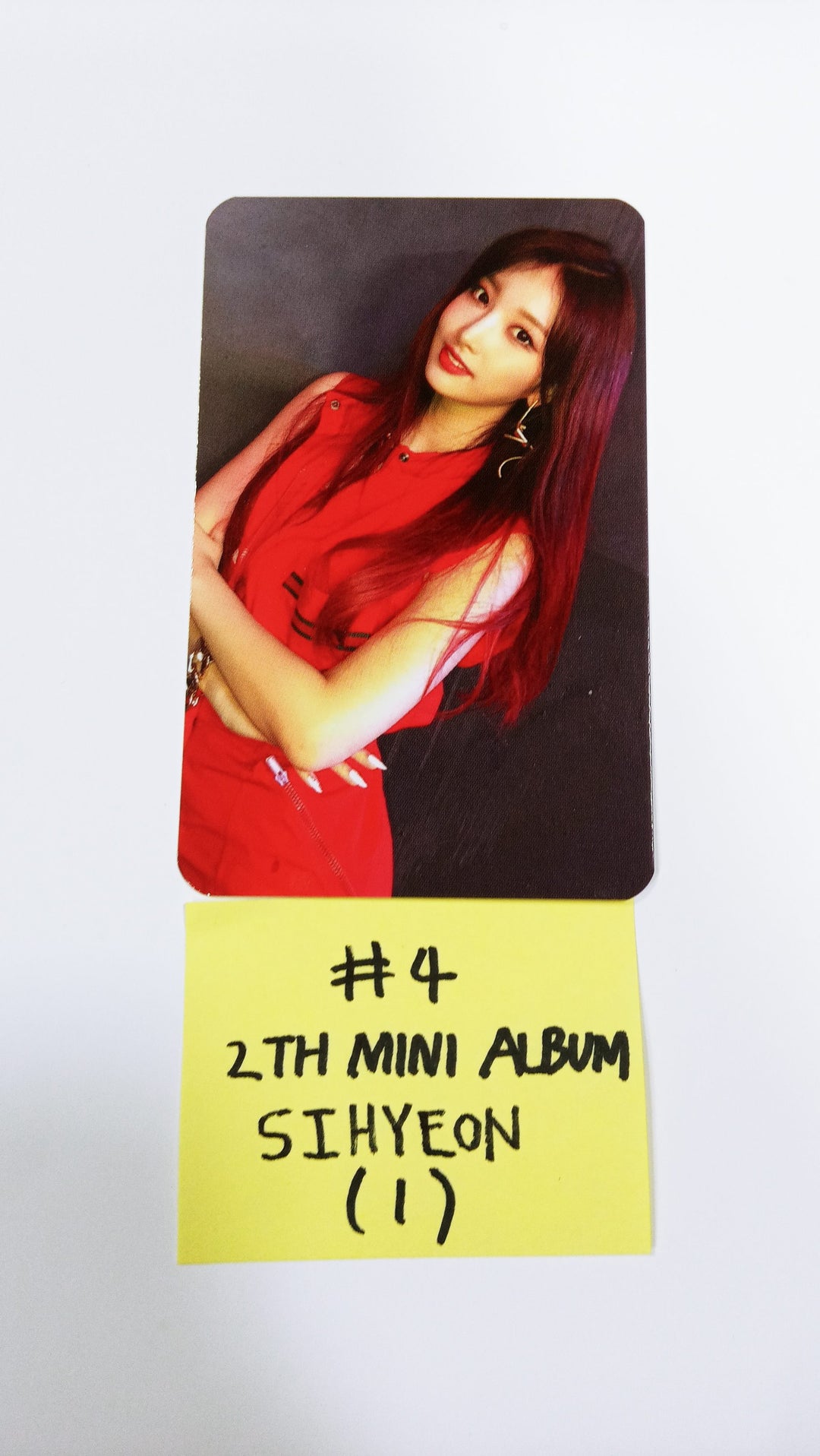 Everglow "77.82X-78.29" - Official Photocard