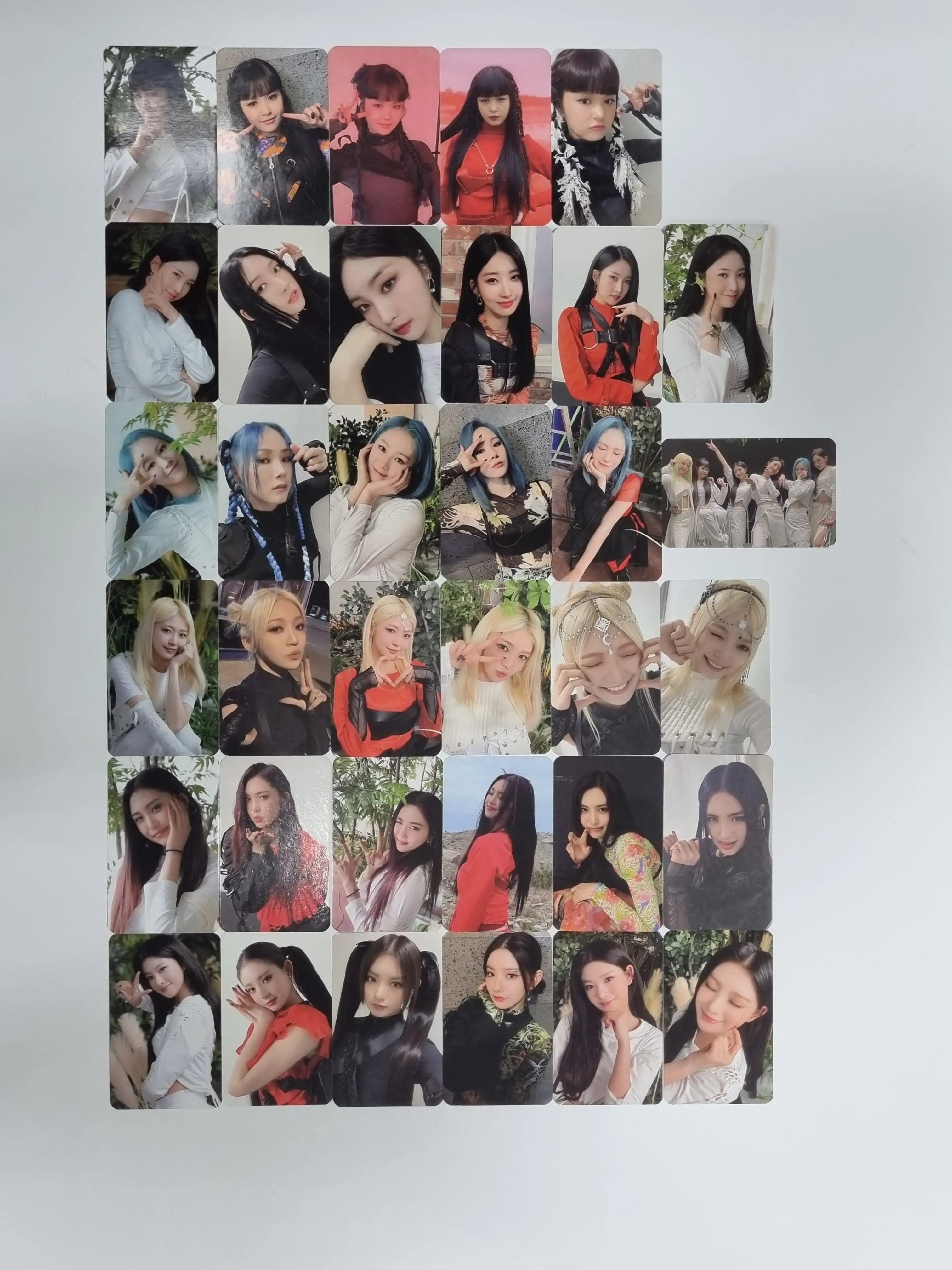 Everglow - HALLYUSUPERSTORE