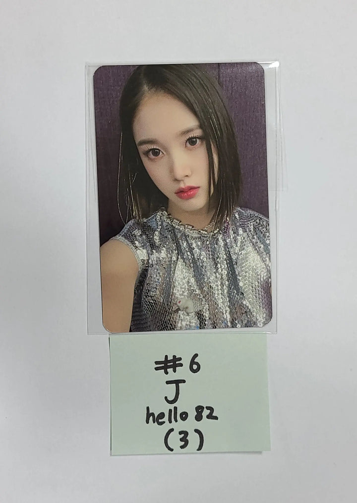 StayC 'YOUNG-LUV.COM' - Hello82 Fansign Event Photocard - HALLYUSUPERSTORE