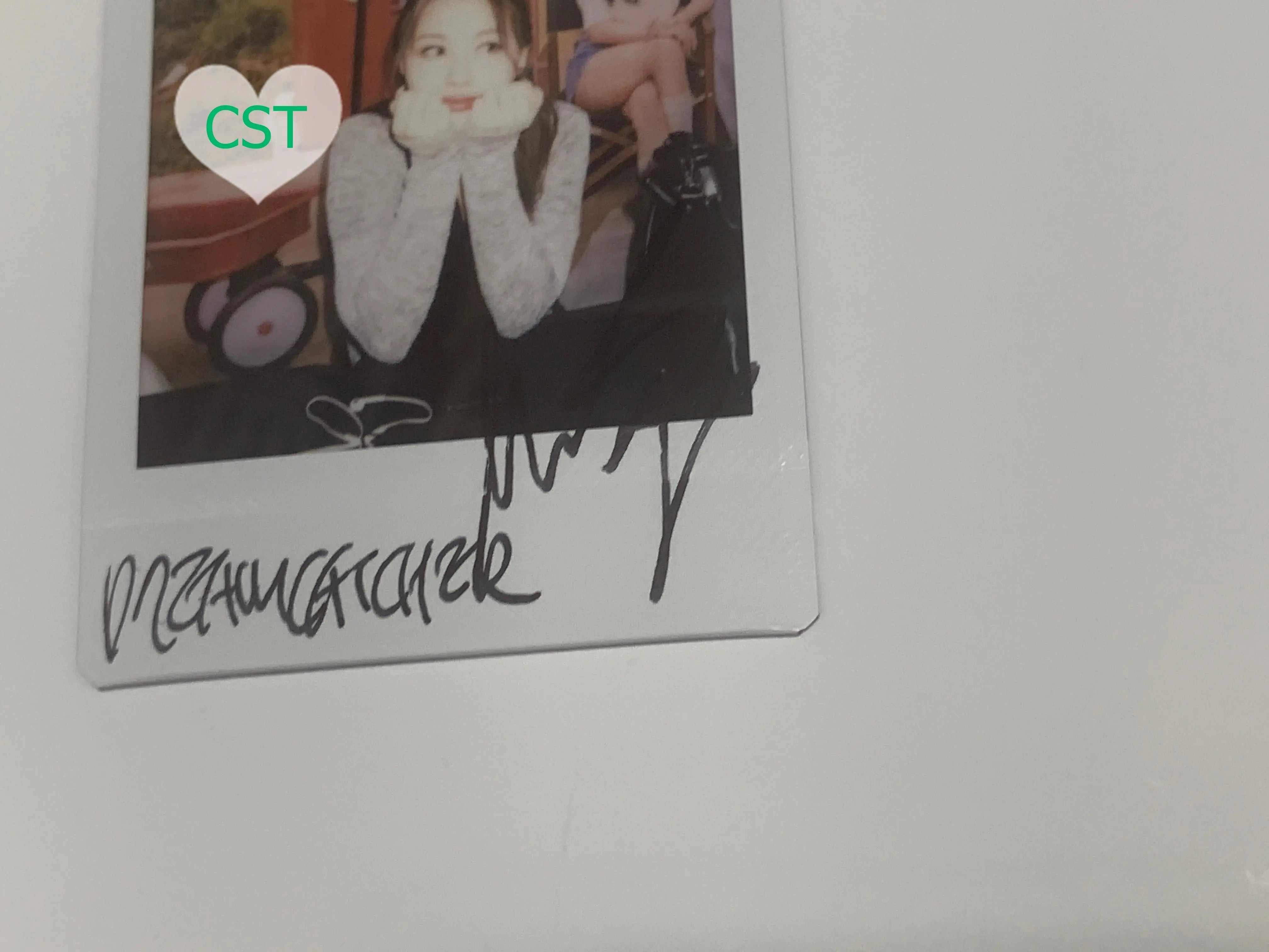 Siyeon (of Dreamcatcher) - Hand Autographed(Signed) polaroid