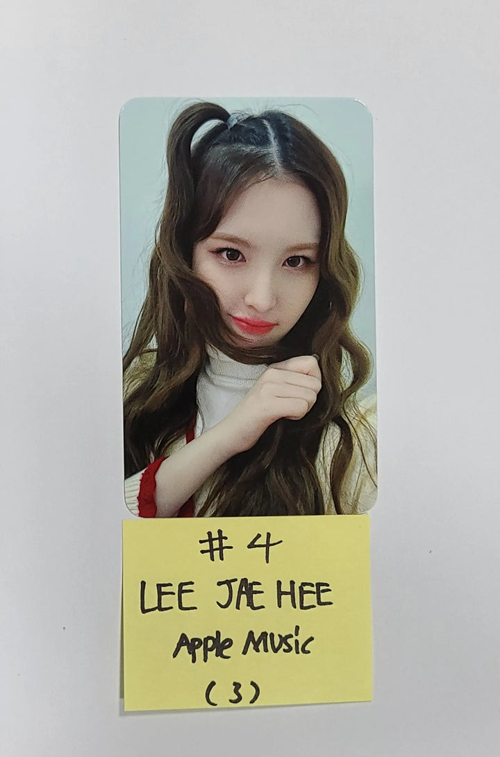 Weeekly "Play Game : AWAKE" - Apple Music Fansign Event Photocard Round 2