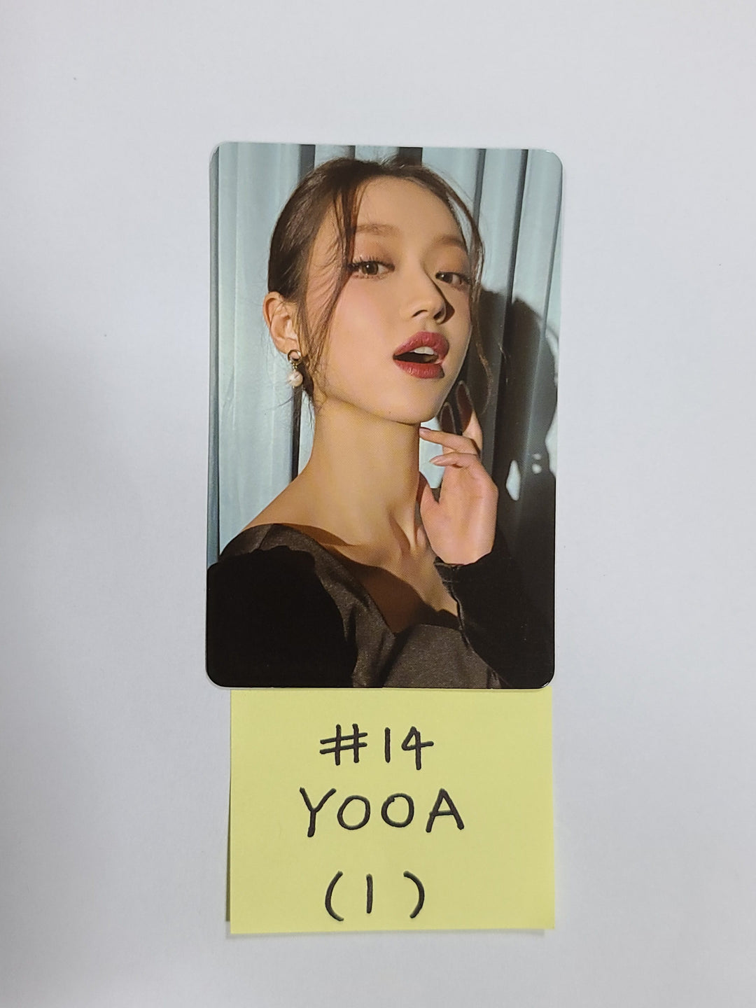 Oh My Girl 'Real Love' - Official Photocard [Hyojung, Mimi, Yooa]