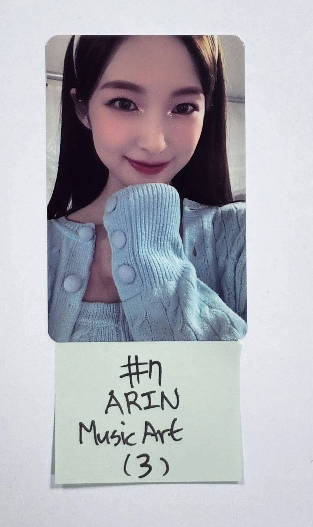 Oh My Girl 'Real Love' - Music Art Pre-Order Benefit Photocard - HALLYUSUPERSTORE