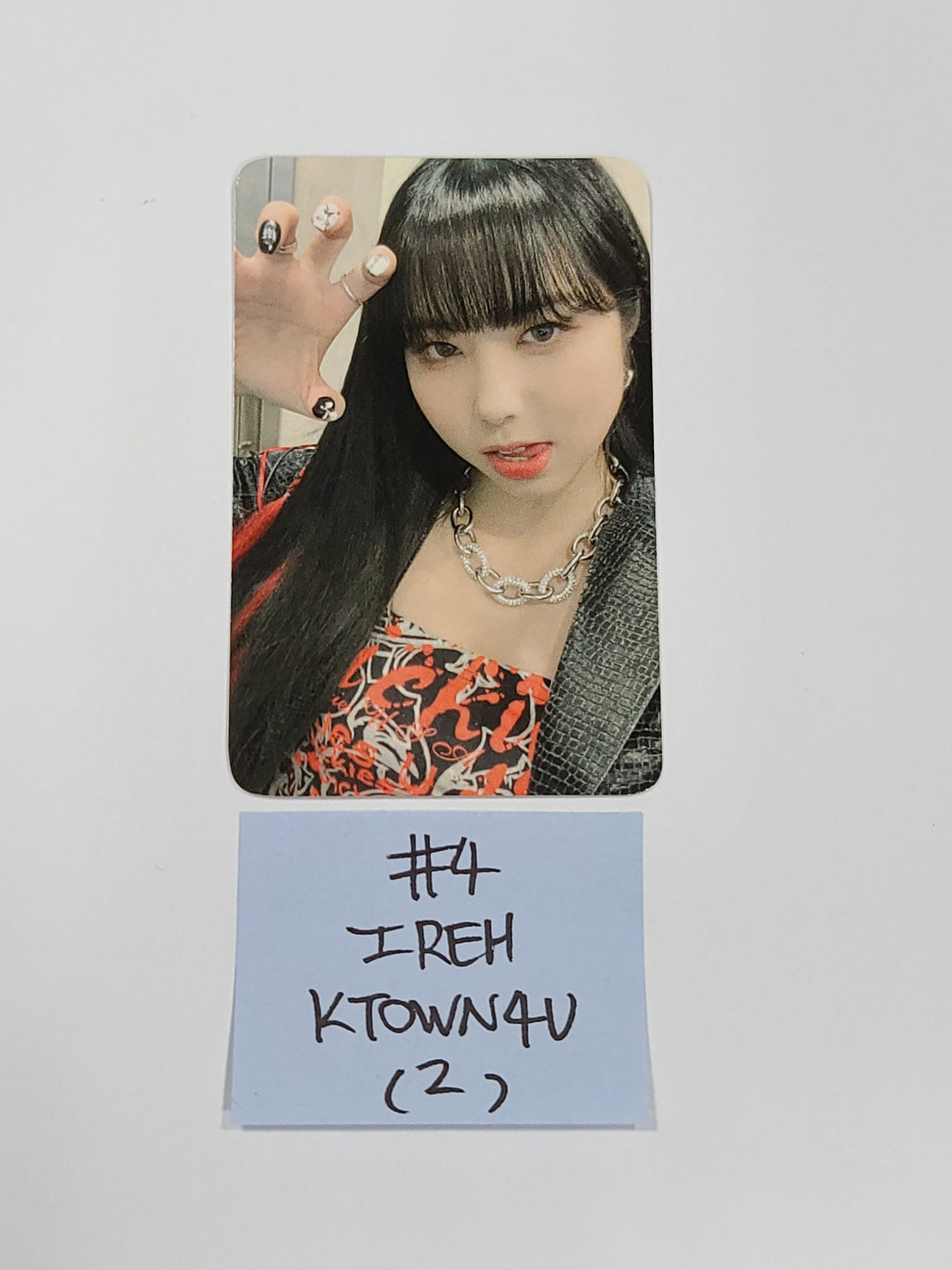 Purple Kiss 'memeM' - Ktown4U Pre-Order Benefit Photocard