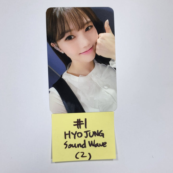 Oh My Girl 'Real Love' - Soundwave Pre-Order Benefit Photocard