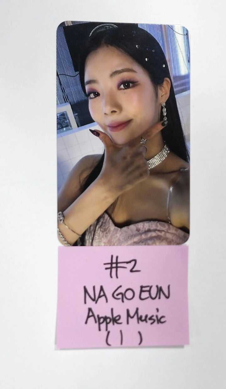 Purple Kiss 'memeM' - Apple Music Fansign Event Photocard - HALLYUSUPERSTORE