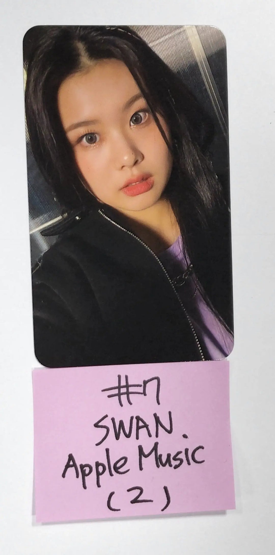 Purple Kiss 'memeM' - Apple Music Fansign Event Photocard - HALLYUSUPERSTORE