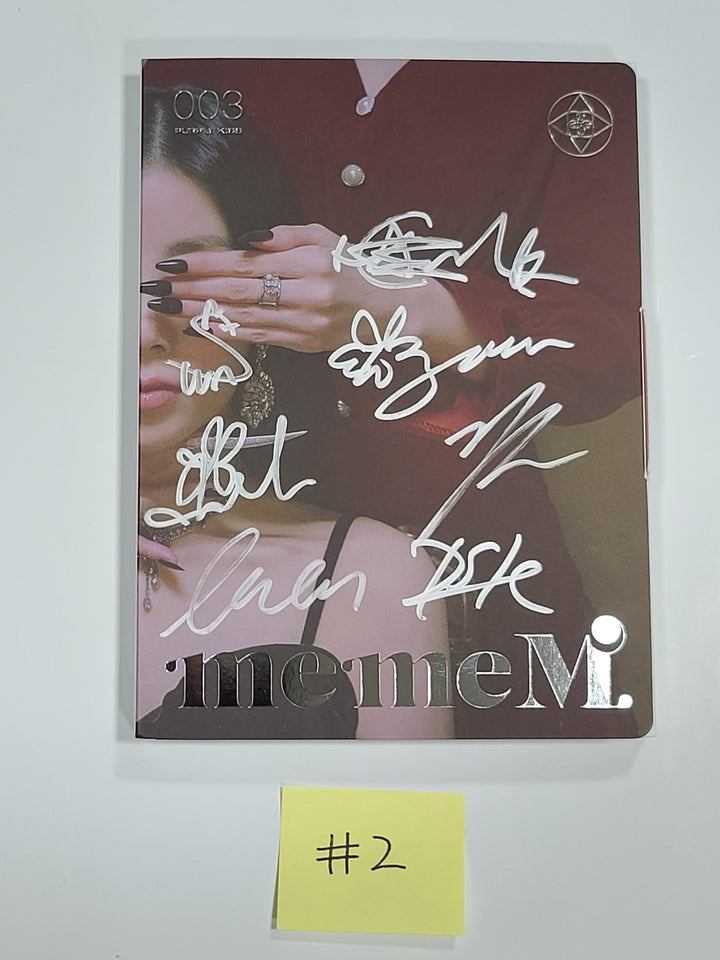 Purple Kiss 'memeM' - Hand Autographed(Signed) Promo Album ( 4/15 Restocked )