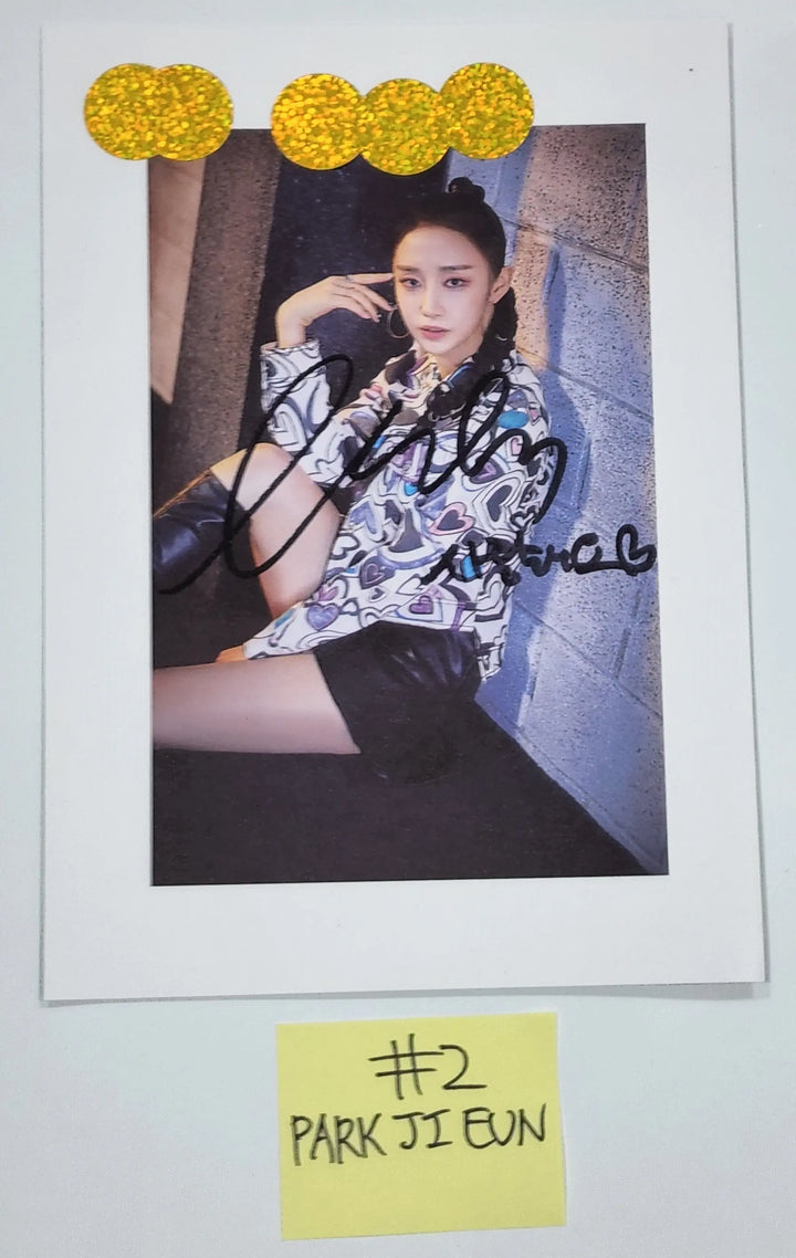 Purple Kiss 'memeM' - A Cut Page From Fansign Event Album Photo - HALLYUSUPERSTORE