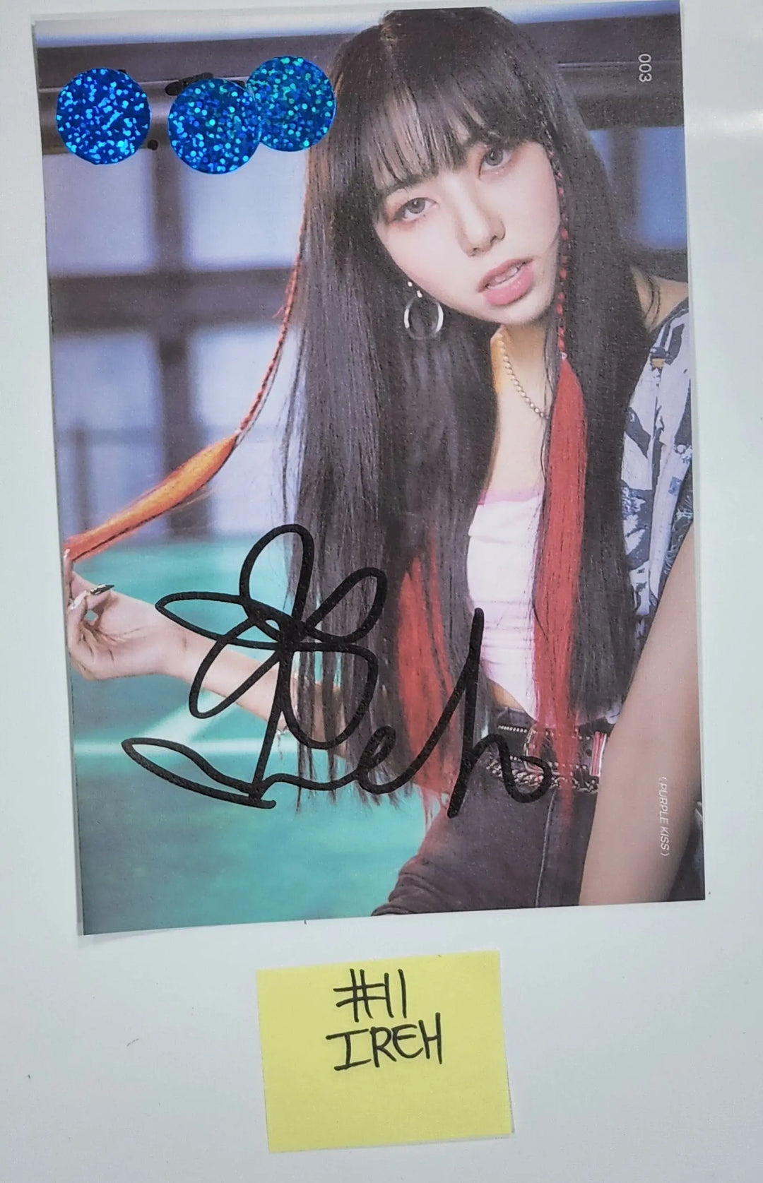 Purple Kiss 'memeM' - A Cut Page From Fansign Event Album Photo - HALLYUSUPERSTORE