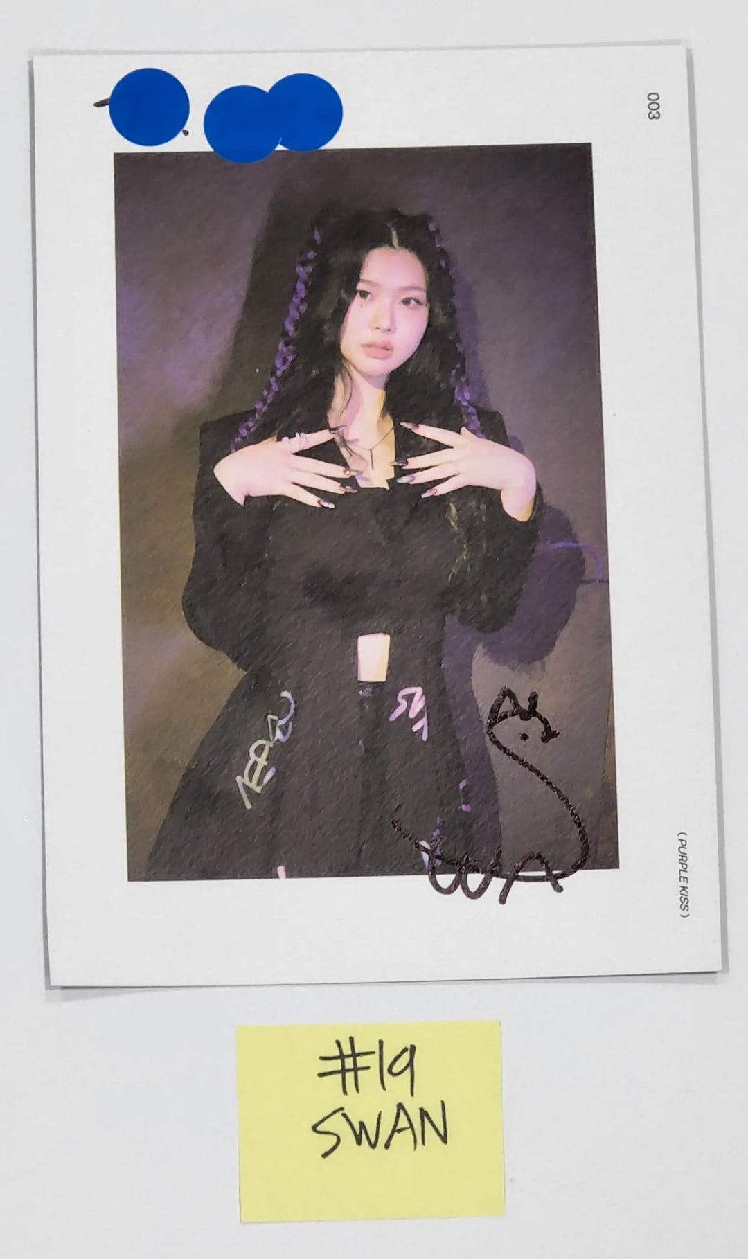 Purple Kiss 'memeM' - A Cut Page From Fansign Event Album Photo - HALLYUSUPERSTORE