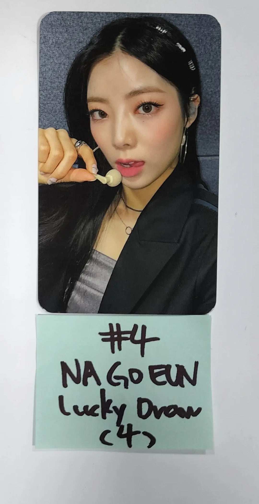 Purple Kiss 'memeM' - Apple Music Luckydraw Event Photocard - HALLYUSUPERSTORE