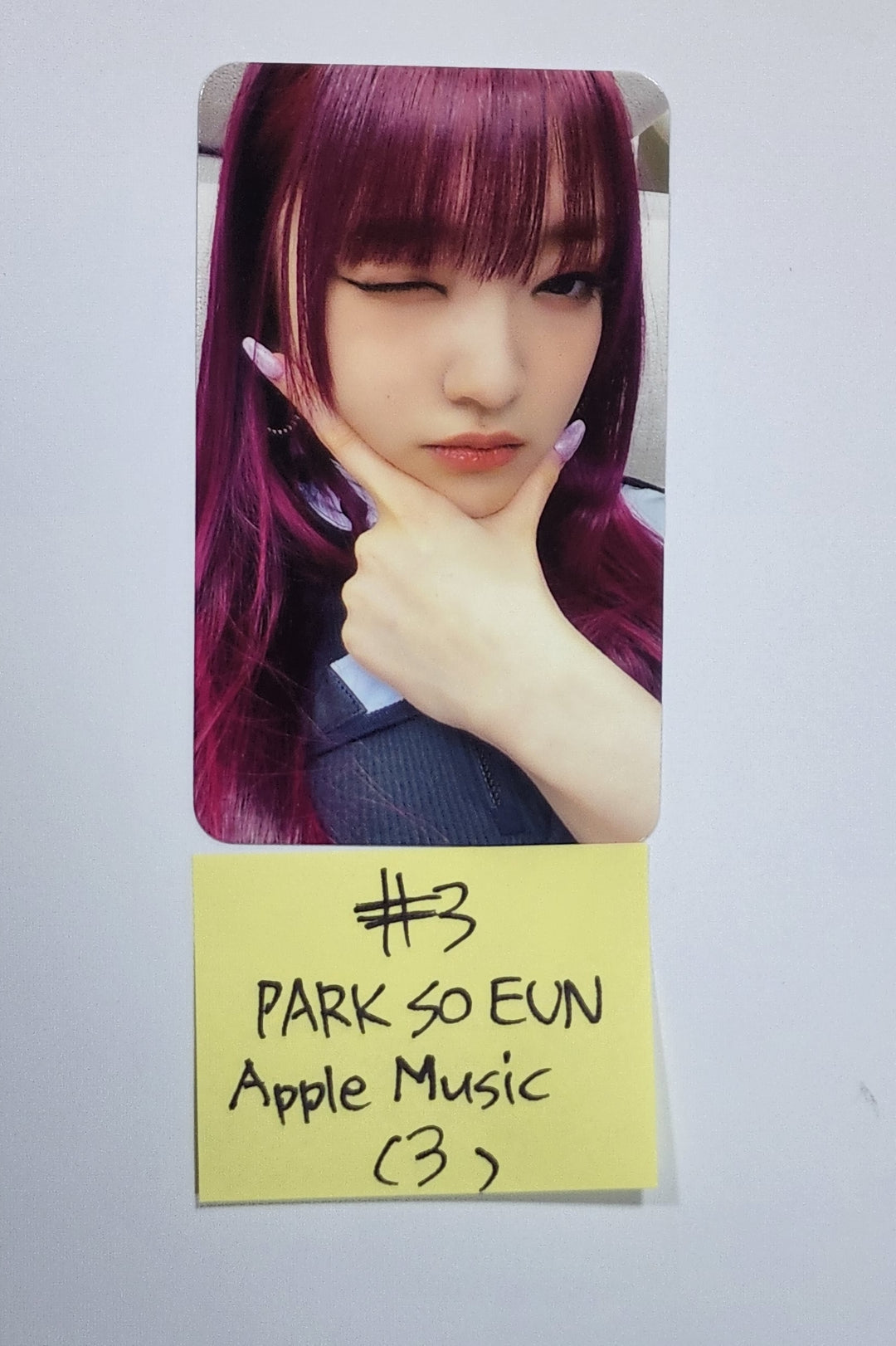 Weeekly "Play Game : AWAKE" - Apple Music Fansign Event Photocard Round 5
