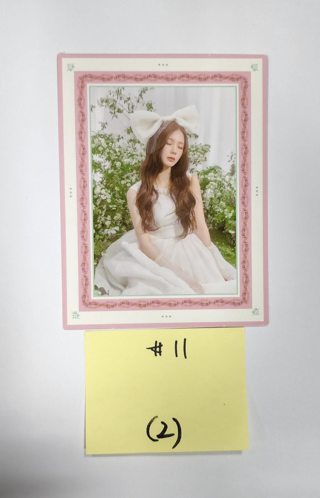 MIYEON [Of (g) I-DLE] "MY" 1st - Official Photocard, Book Mark, Lenticular card