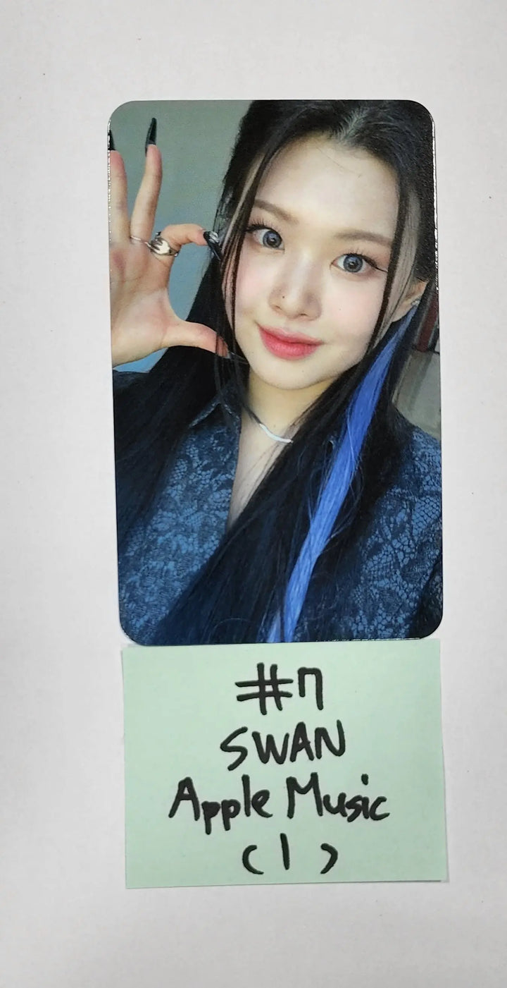 Purple Kiss 'memeM' - Apple Music Fansign Event Photocard Round 3 - HALLYUSUPERSTORE
