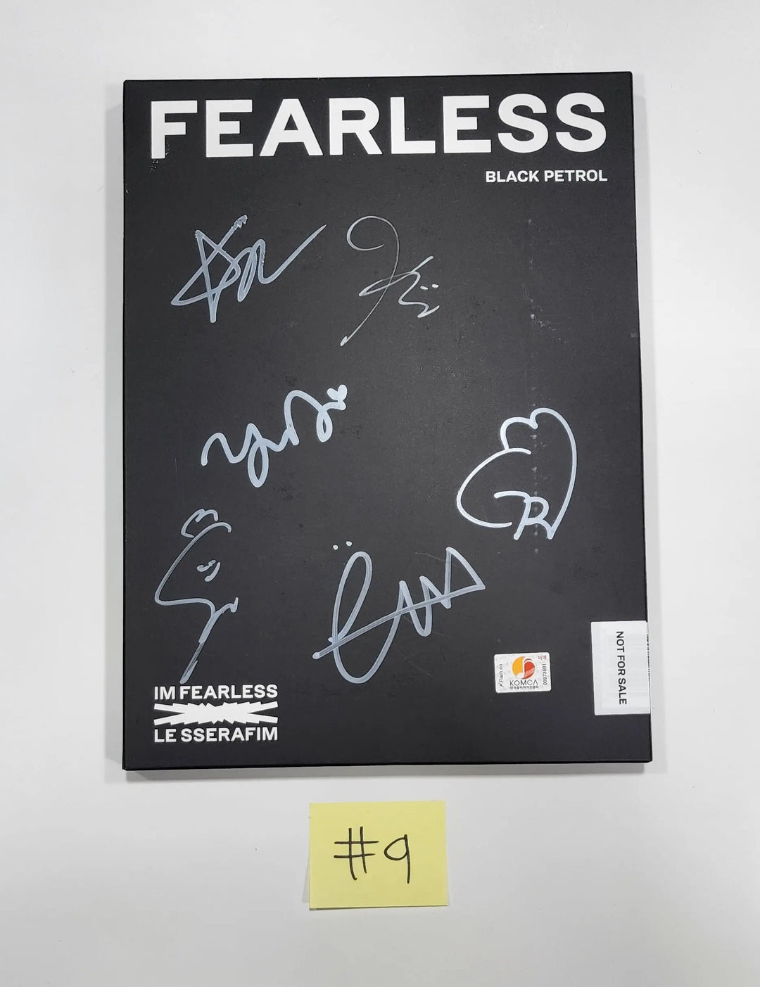 LE SSERAFIM "FEARLESS" - Hand Autographed(Signed) Promo Album - HALLYUSUPERSTORE