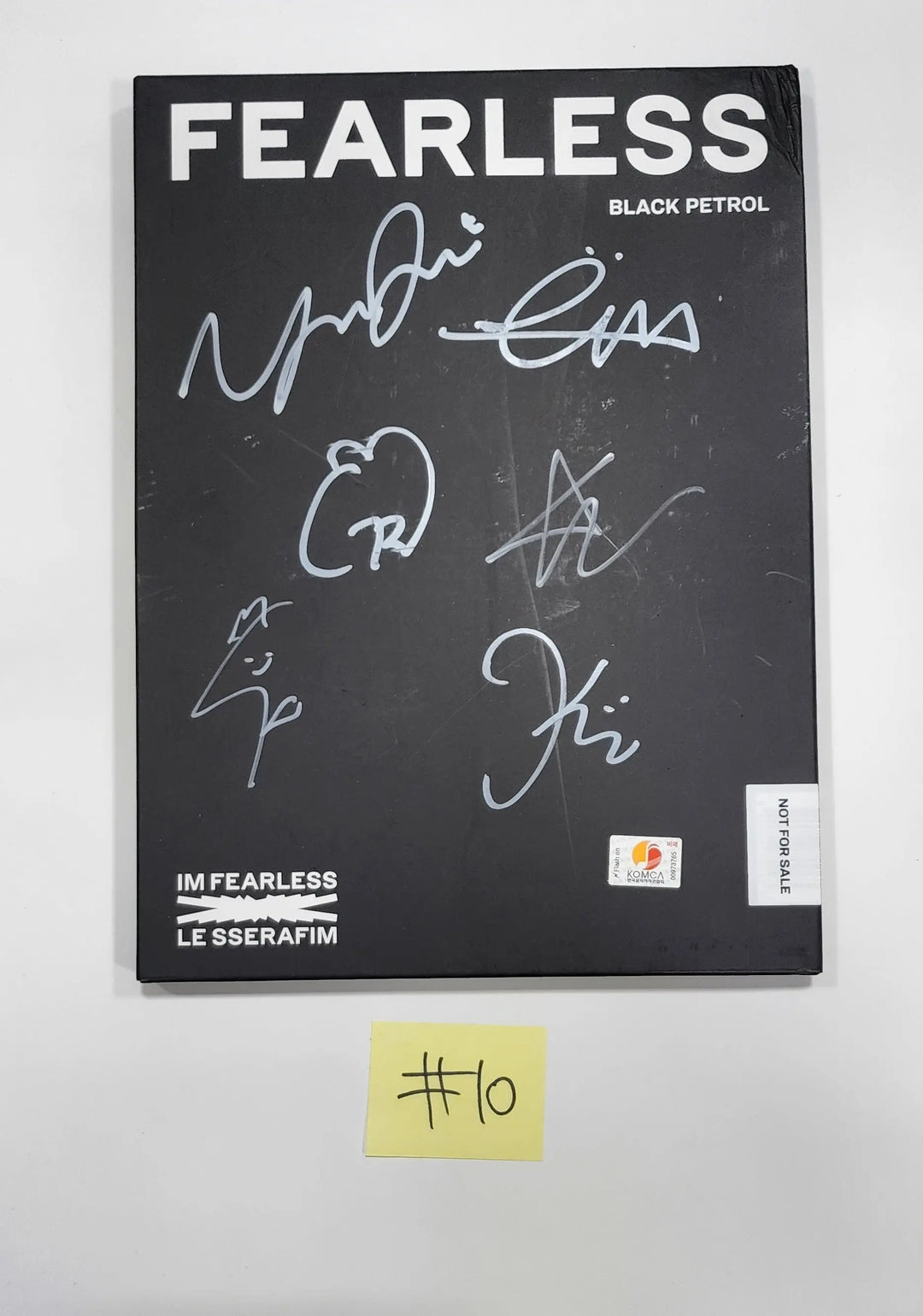 LE SSERAFIM "FEARLESS" - Hand Autographed(Signed) Promo Album - HALLYUSUPERSTORE
