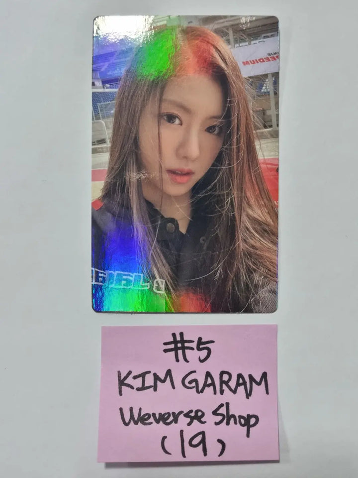 LE SSERAFIM "FEARLESS" - Naver Shopping Live Weverse Shop Pre-Order Benefit Hologram Photocard