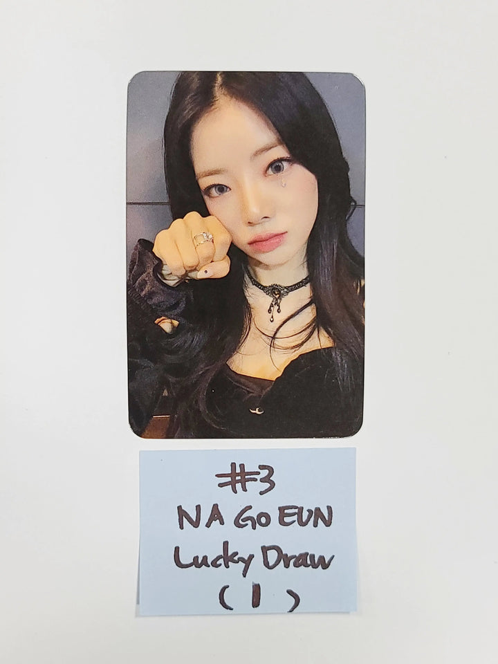 Purple Kiss 'memeM' - Soundwave Luckydraw Event Photocard