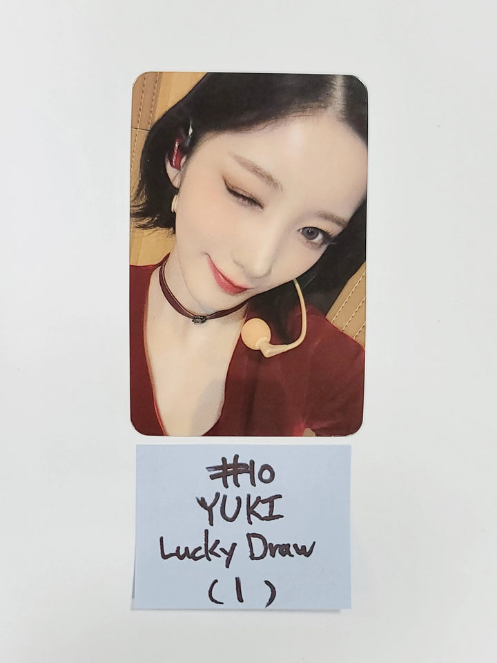 Purple Kiss 'memeM' - Soundwave Luckydraw Event Photocard